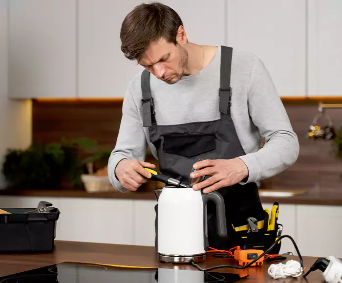 Skilled Blender Technicians: Your Small Appliance Repair Experts for New Britain, CT
